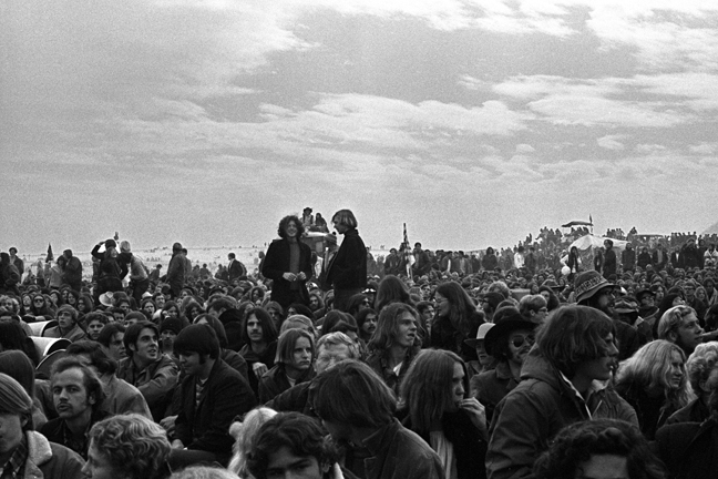 Presentation- Demythologizing the Cultural History Behind the Rolling Stones Free Concert at Altamont, California, December 6th, 1969 13105551 featured image